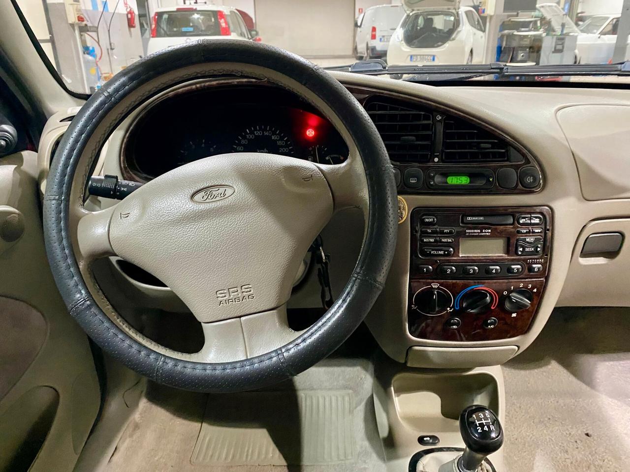 Ford Fiesta 1.2i 16V 75 CV cat 3 porte Ghia