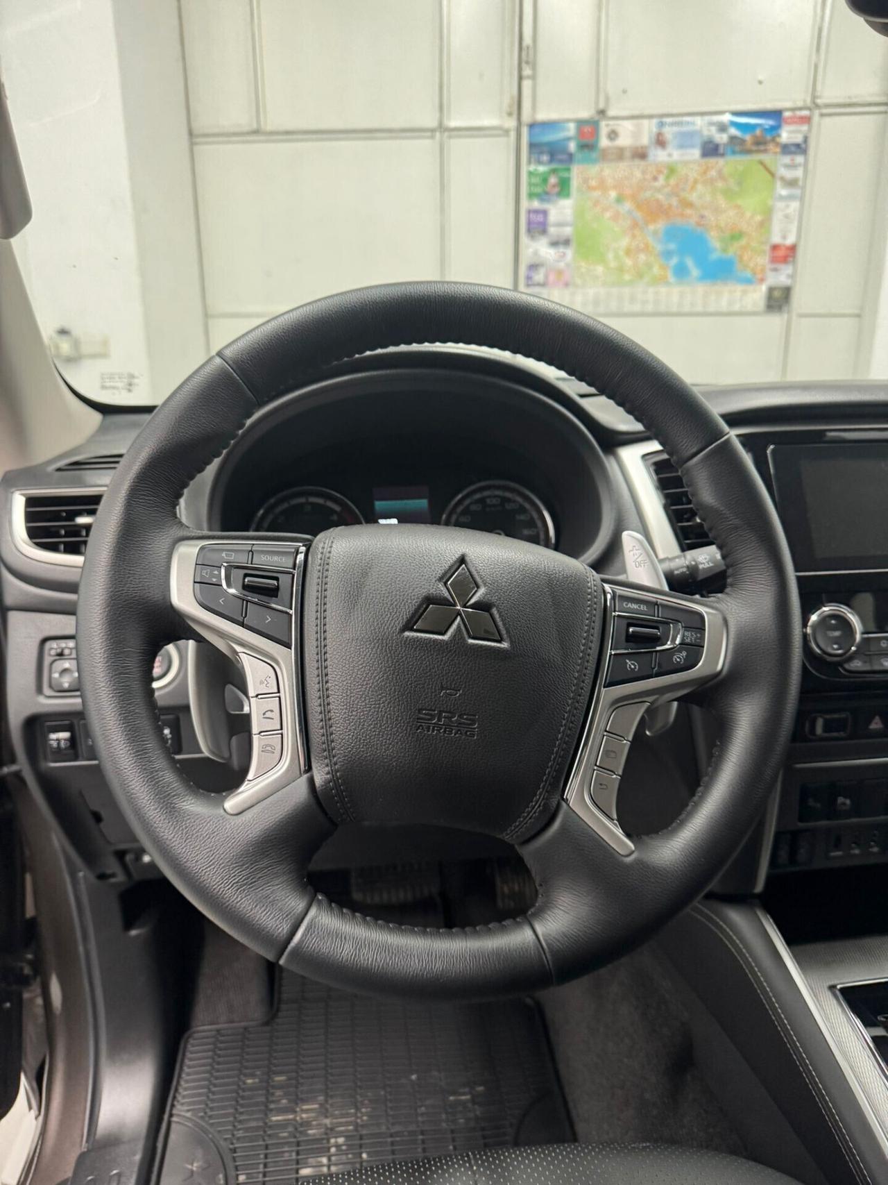 Mitsubishi L200 2.3 D Double Cab 4x4 Super Select Diamond aut.