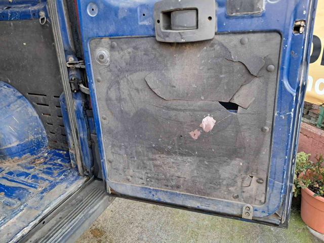 PEUGEOT Boxer 330 2.2 HDi/100CV PM-TN Furgon ok neopatentati