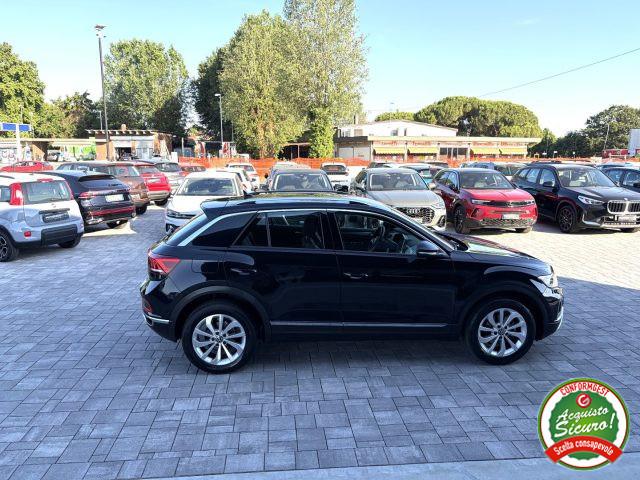 VOLKSWAGEN T-Roc 1.0 TSI STYLE ANCHE PER NEOPATENTATI