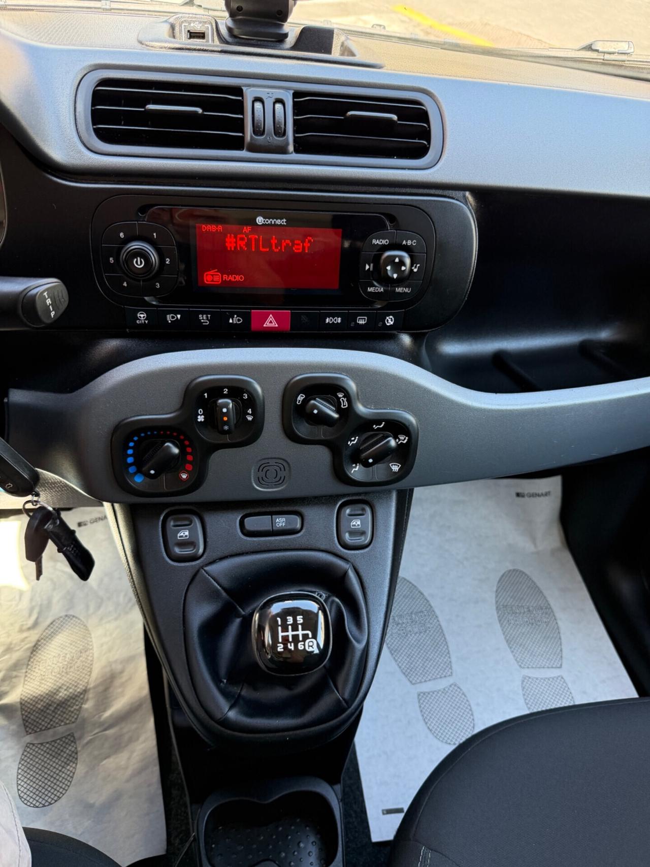 Fiat Panda 1.0 Hybrid City Cross