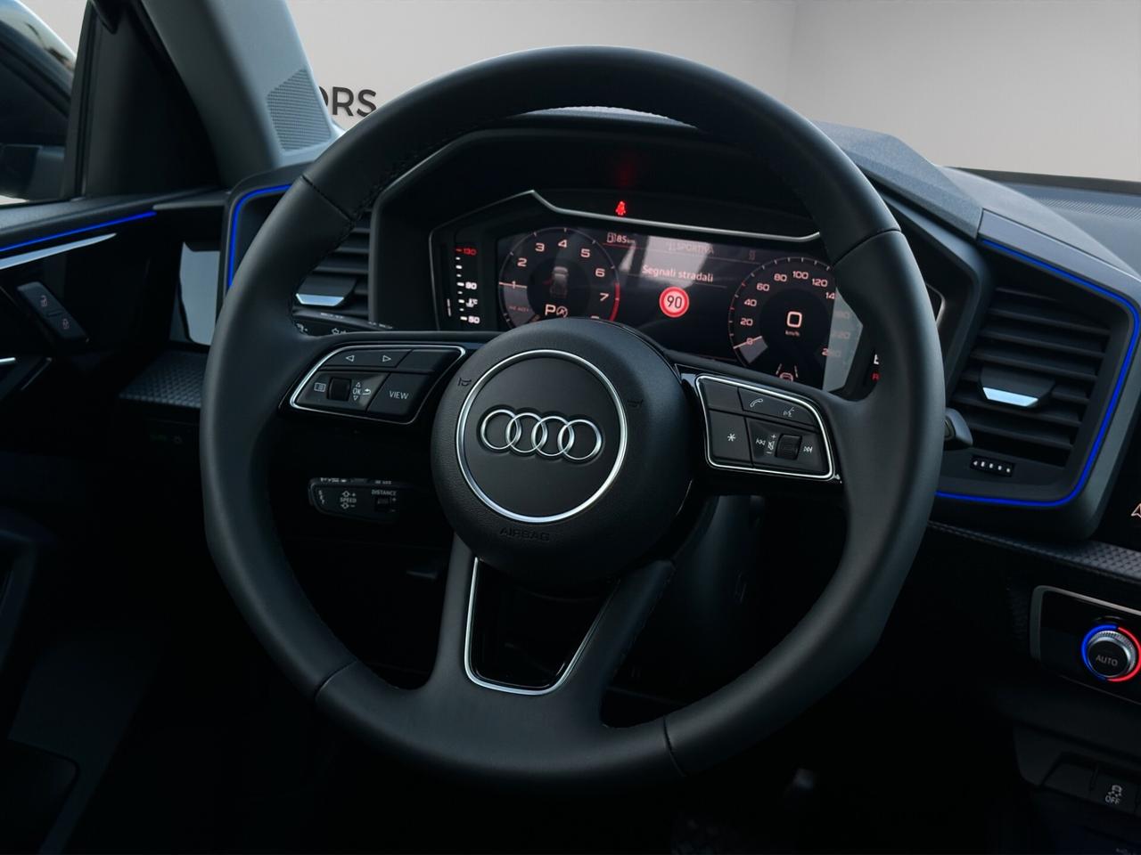 Audi A1 allstreet 30 TFSI S tronic Identity Contrast