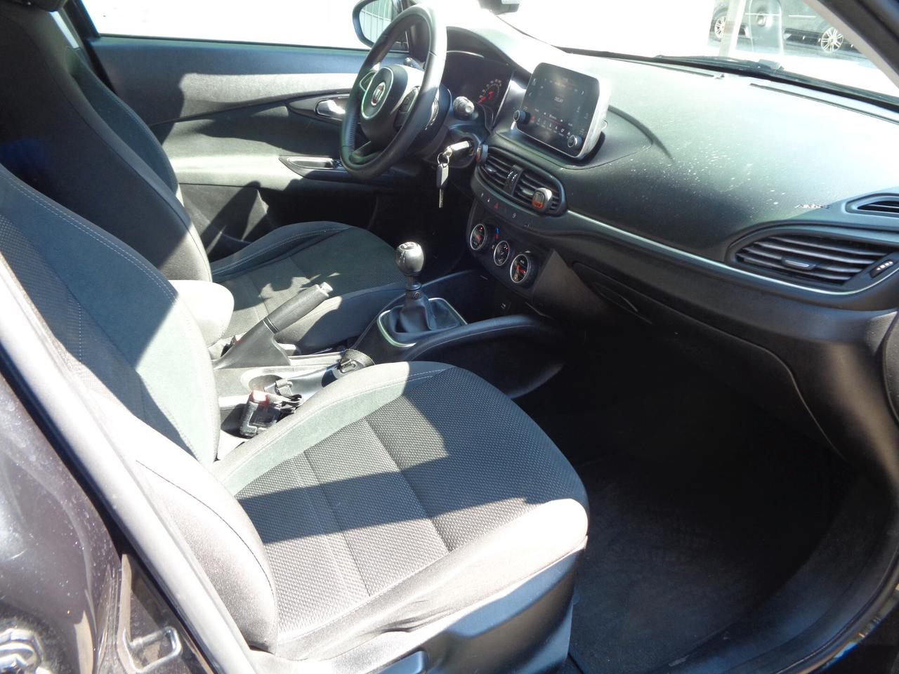 Fiat Tipo 1.6 Mjt S&S SW Lounge