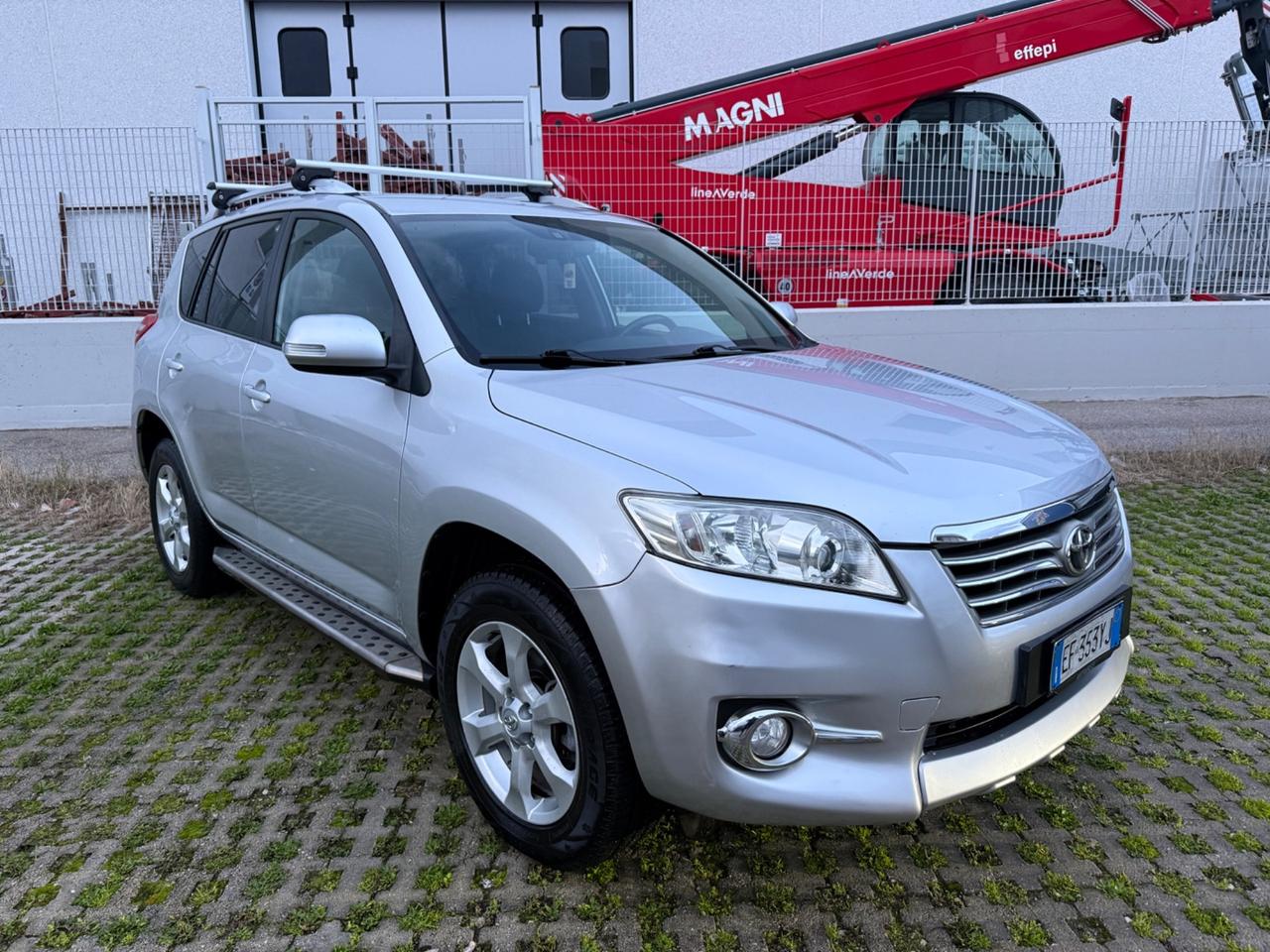 Toyota RAV 4 2.2 D-4D 150 CV DPF Exclusive
