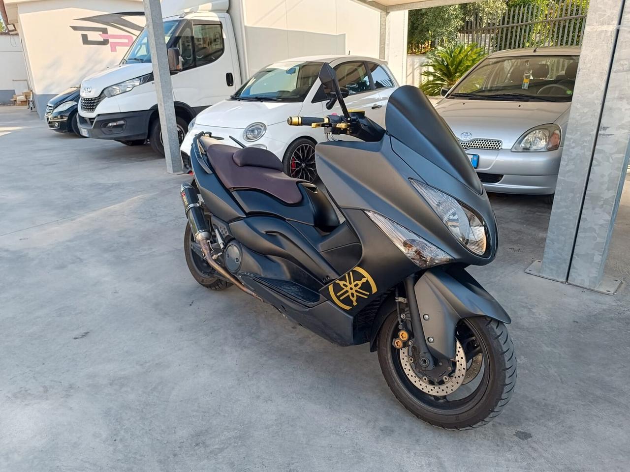 Yamaha T-MAX 500