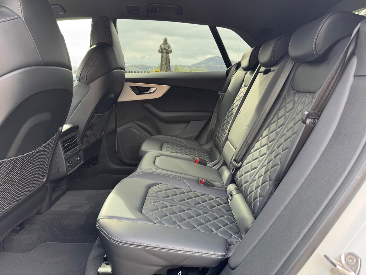 Audi Q8 50 TDI 286 CV quattro tiptronic Sport