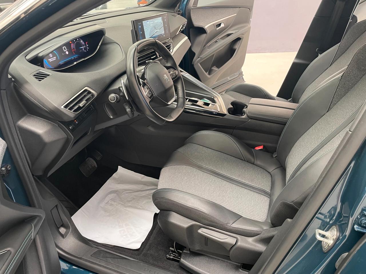 Peugeot 3008 1.5 BlueHDi 130 S&S EAT8 Allure Pack