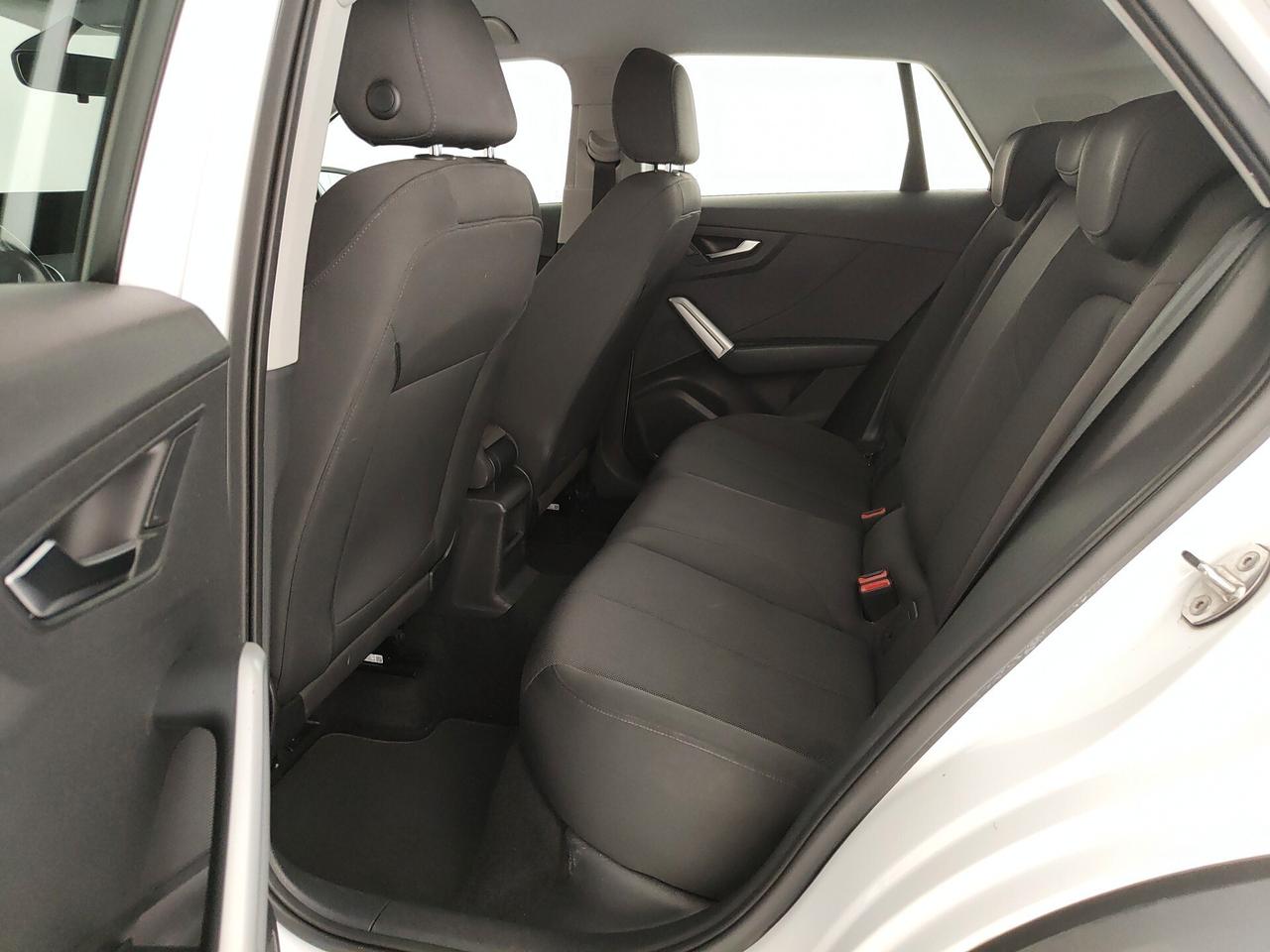 Audi Q2 30 TDI Business