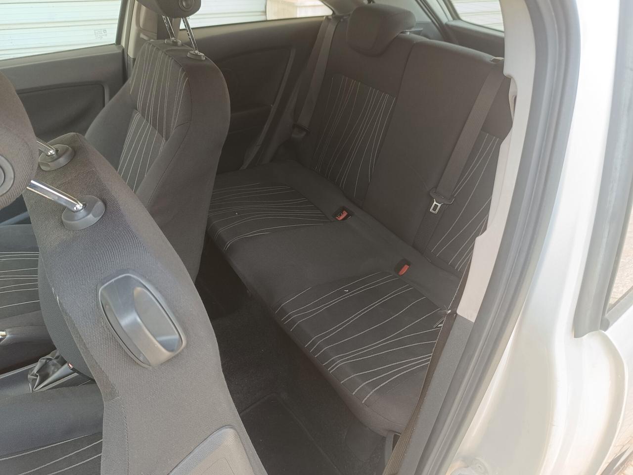 Opel Corsa 1.2 3 porte Enjoy