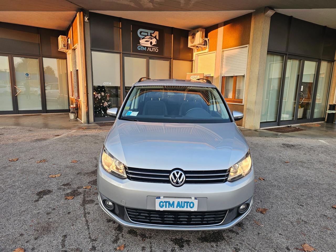 Volkswagen Touran 1.4 Metano - Neopatentati