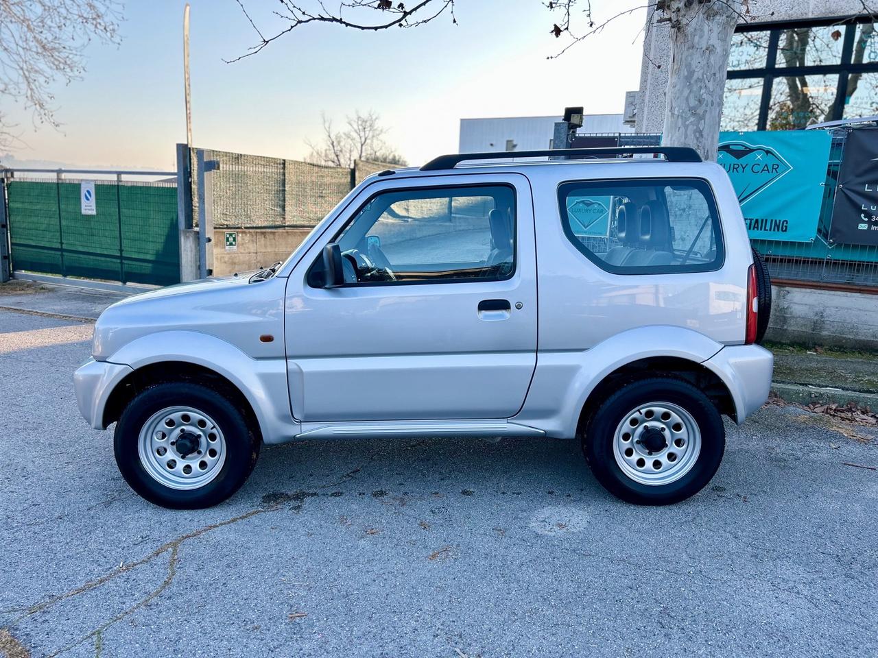 Suzuki Jimny 1.3i 16V cat 4WD JLX Special