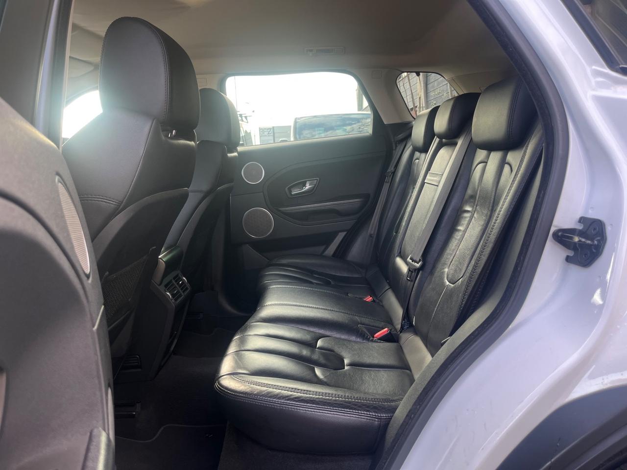 Land Rover Range Evoque 2.2 TD4 5p. Prestige