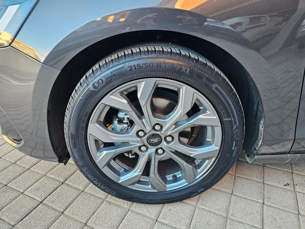 Ford Focus 1.0 EcoBoost Hybrid 125 CV 5p. ST-Line