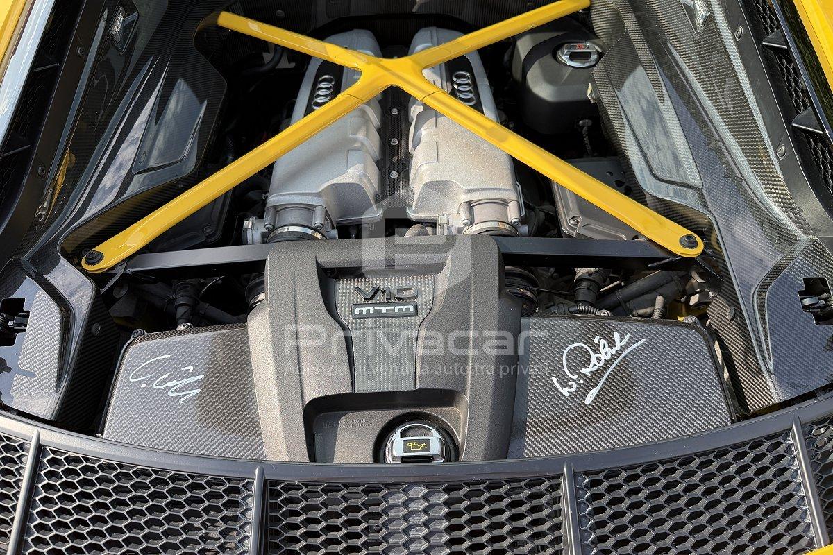 AUDI R8 Coupé 5.2 FSI quattro S tronic plus
