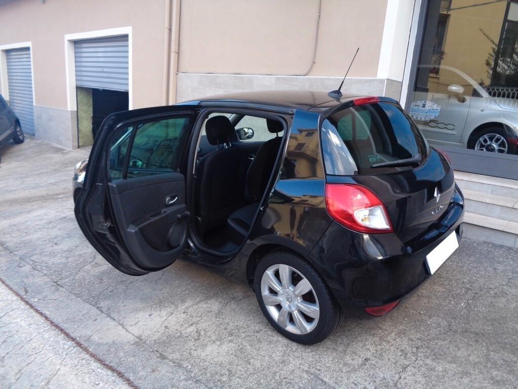 Renault Clio 1.2 75CV 5 Porte Live (Neopatentati)