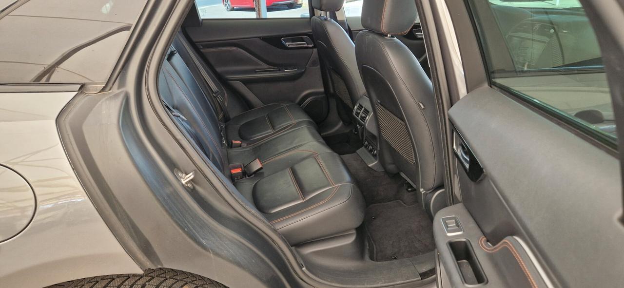 Jaguar F-Pace 2.0 D 180cv Prestige ** Motore Km Zero**