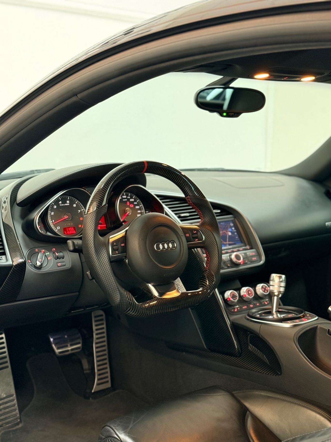 Audi R8 4.2 V8 420CV FSI quattro R tronic 04/2008