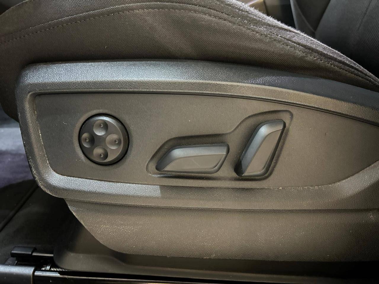 Audi Q5 40 2.0 tdi Business quattro 190cv