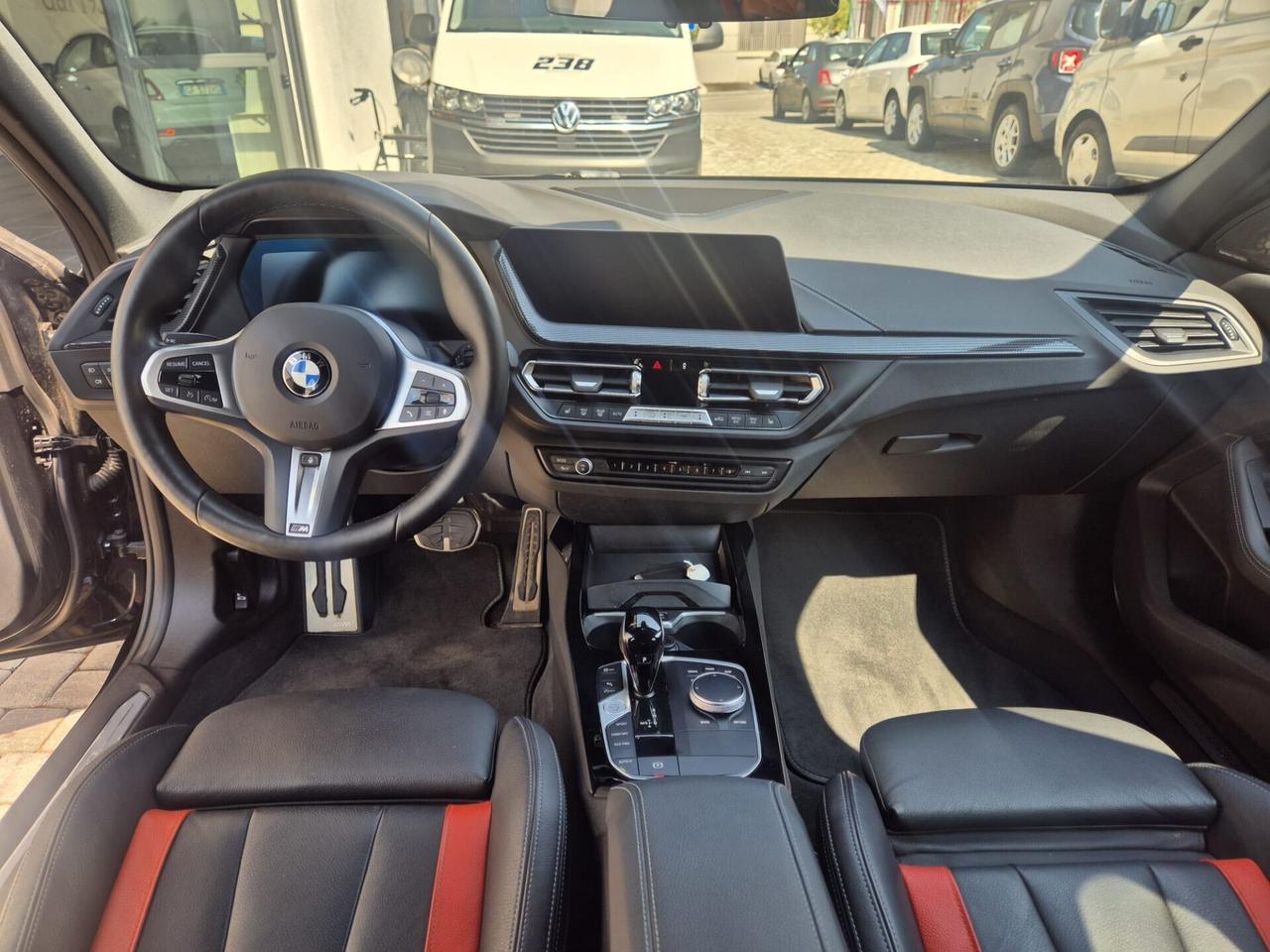 Bmw 118i 136 CV COLORVISION EDITION - CAMBIO AUTOMATICO