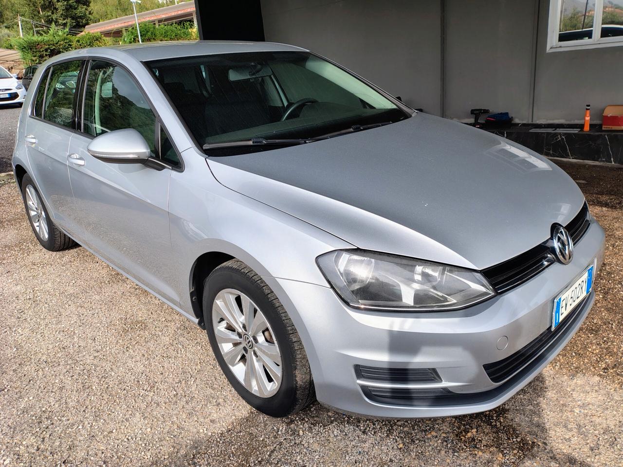 Volkswagen Golf 1.6 TDI DSG 3p. Highline BlueMotion Technology