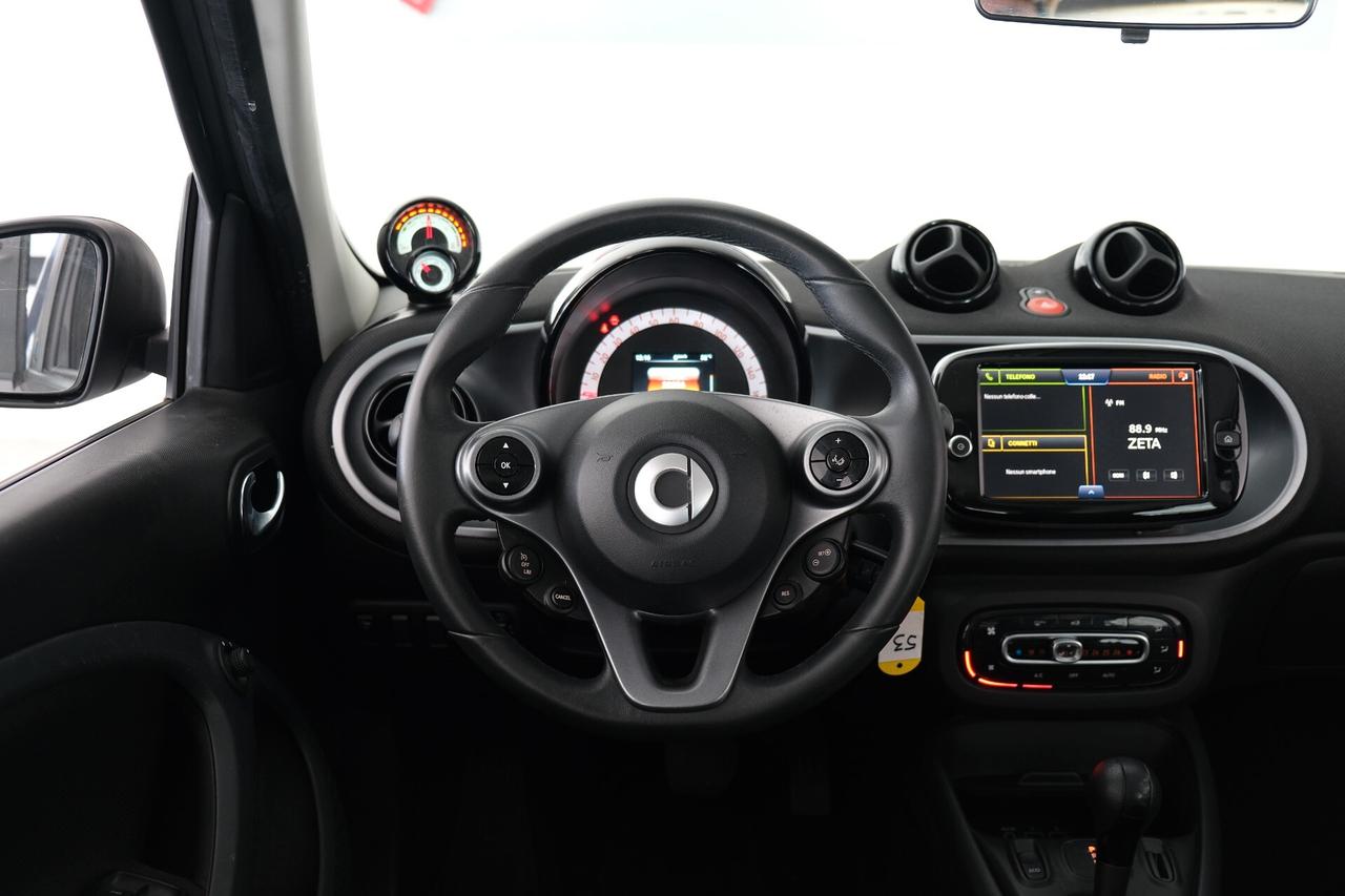 Smart ForFour EQ PASSION con CERCHI IN LEGA