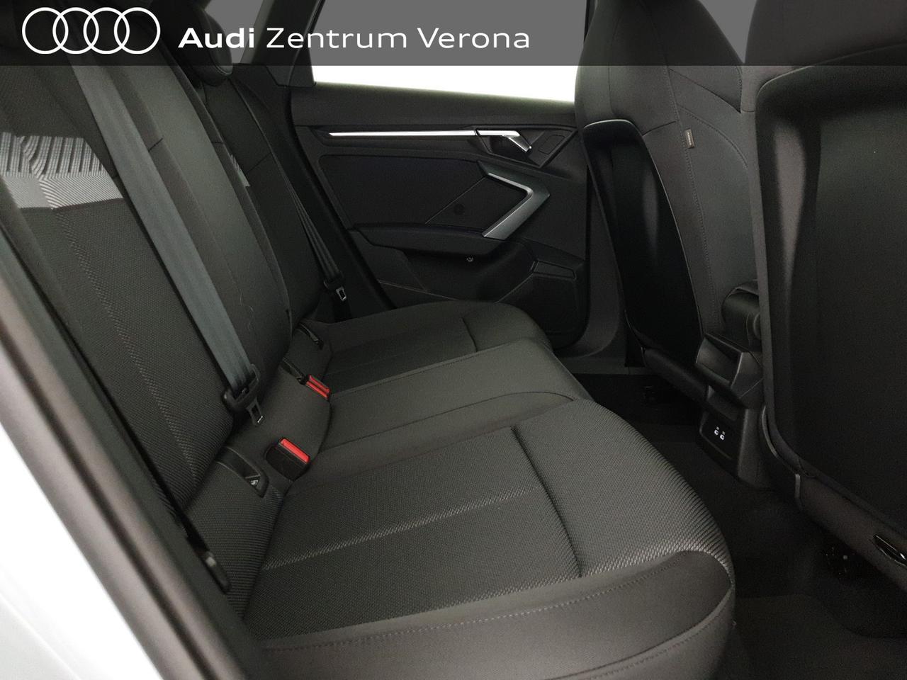 Sportback 2.0TDI 150CV S tronic Business Advanced