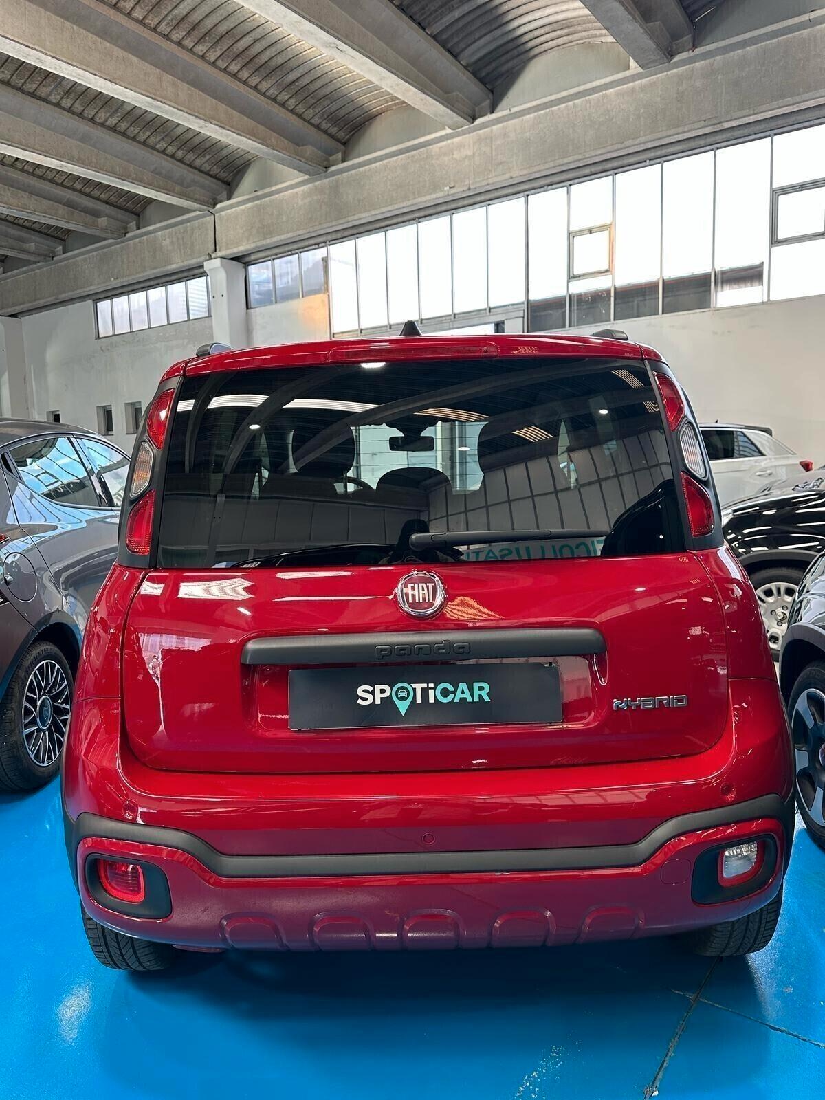 Fiat PANDA CROSS 1.0 HYBRID Km aziendale 2024