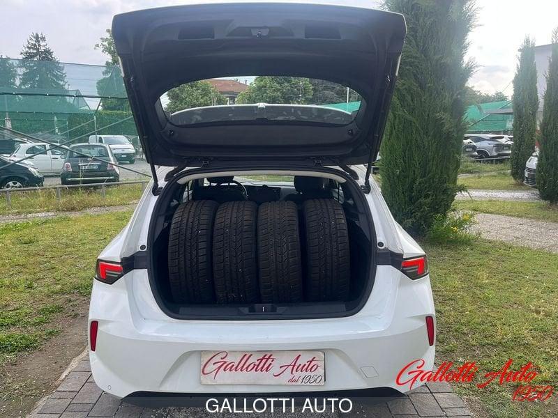 Opel Astra 1.2 Turbo 110 CV Edition