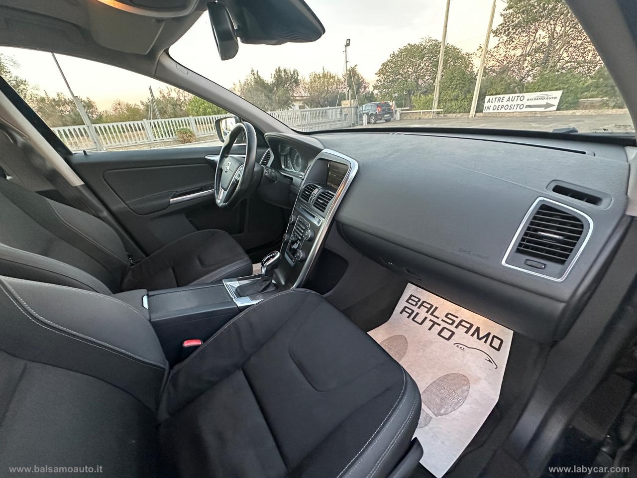 VOLVO XC60 AWD 2.4D Momentum