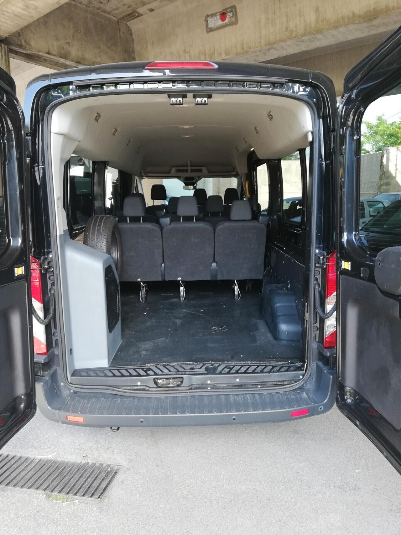 Ford Transit 350 2.0TDCi EcoBlue 130CV PL-TM Combi Titanium