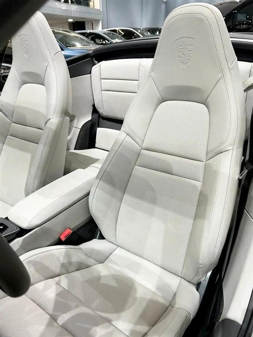 Porsche 911 Carrera S Cabriolet