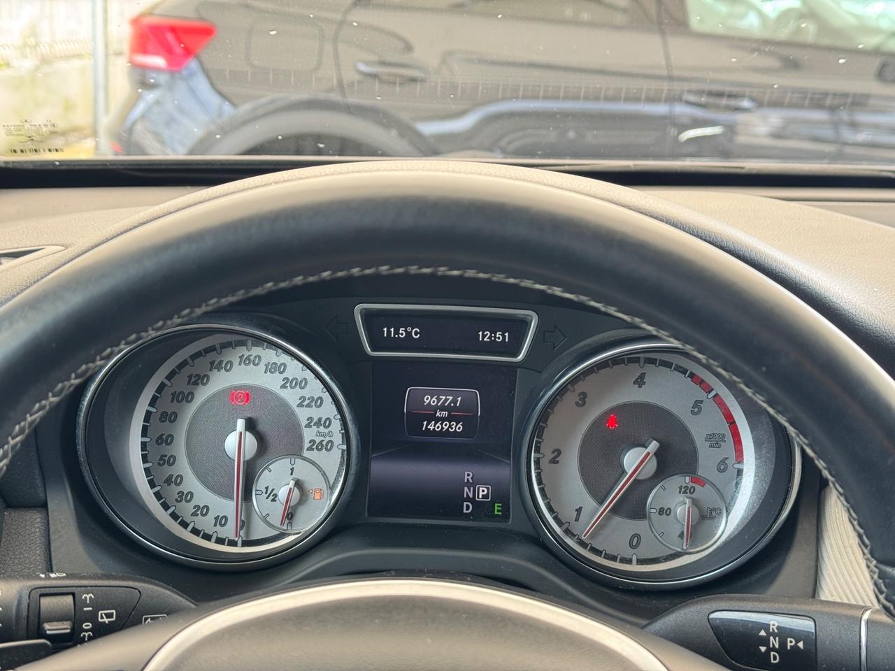 MERCEDES-BENZ GLA 200 CDI AUT. SPORT - MY15