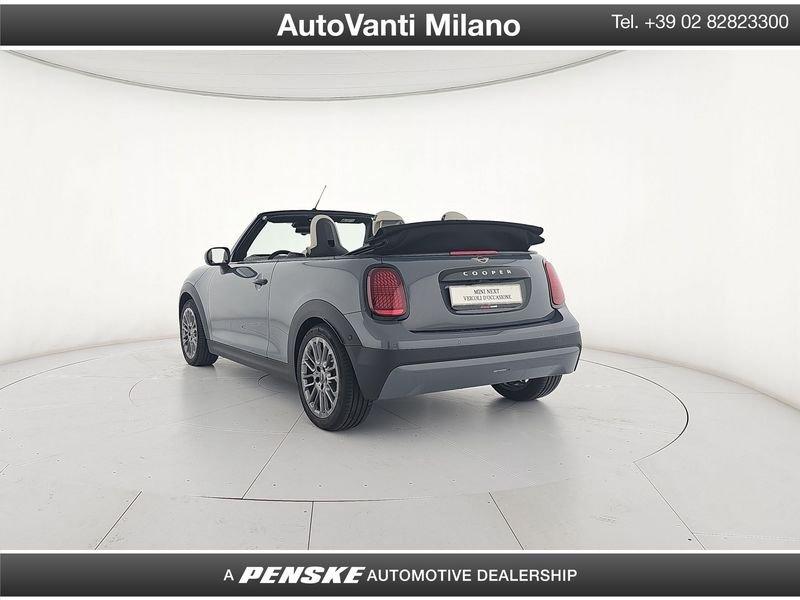 MINI Mini Mini Cooper C Cabrio 2.0 Favoured