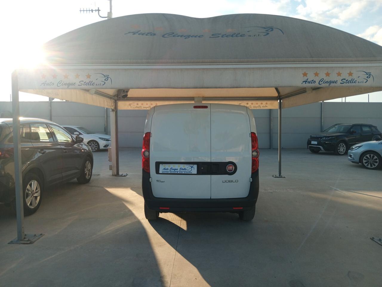 Doblò 1.3 DISEL 90 C.V CON SOLO 500 KM PARI AL NUOVO