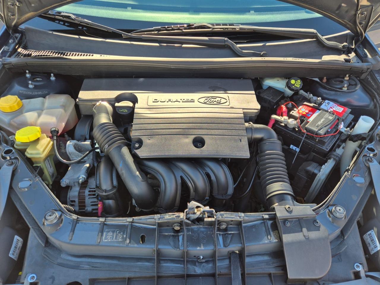 Ford Fiesta 1.2 16V 75cv