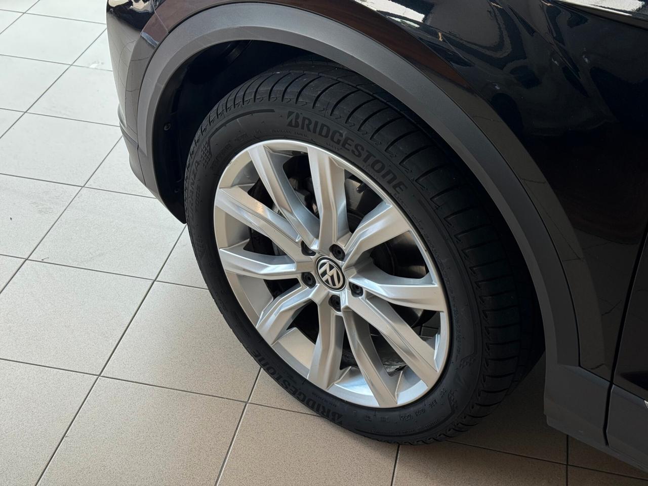 VOLKSWAGEN T-ROC 2.0cc 150CV 4X4 AUTOMATICO DSG