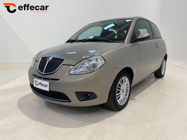 Lancia Ypsilon 1.2 Versus NEOPATENTATI