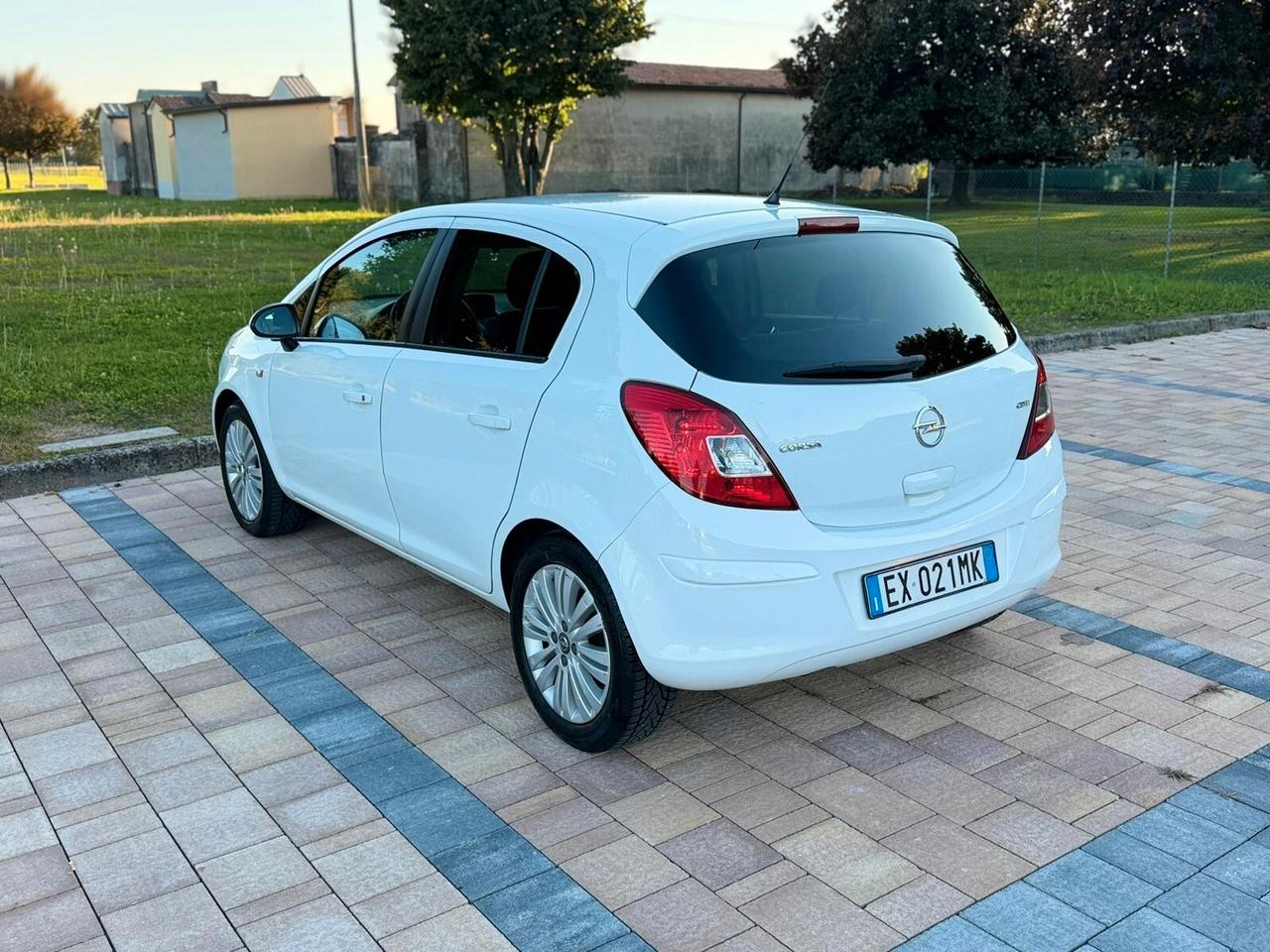 Opel Corsa 1.3 CDTI 95CV 5 porte Sport neopatentati