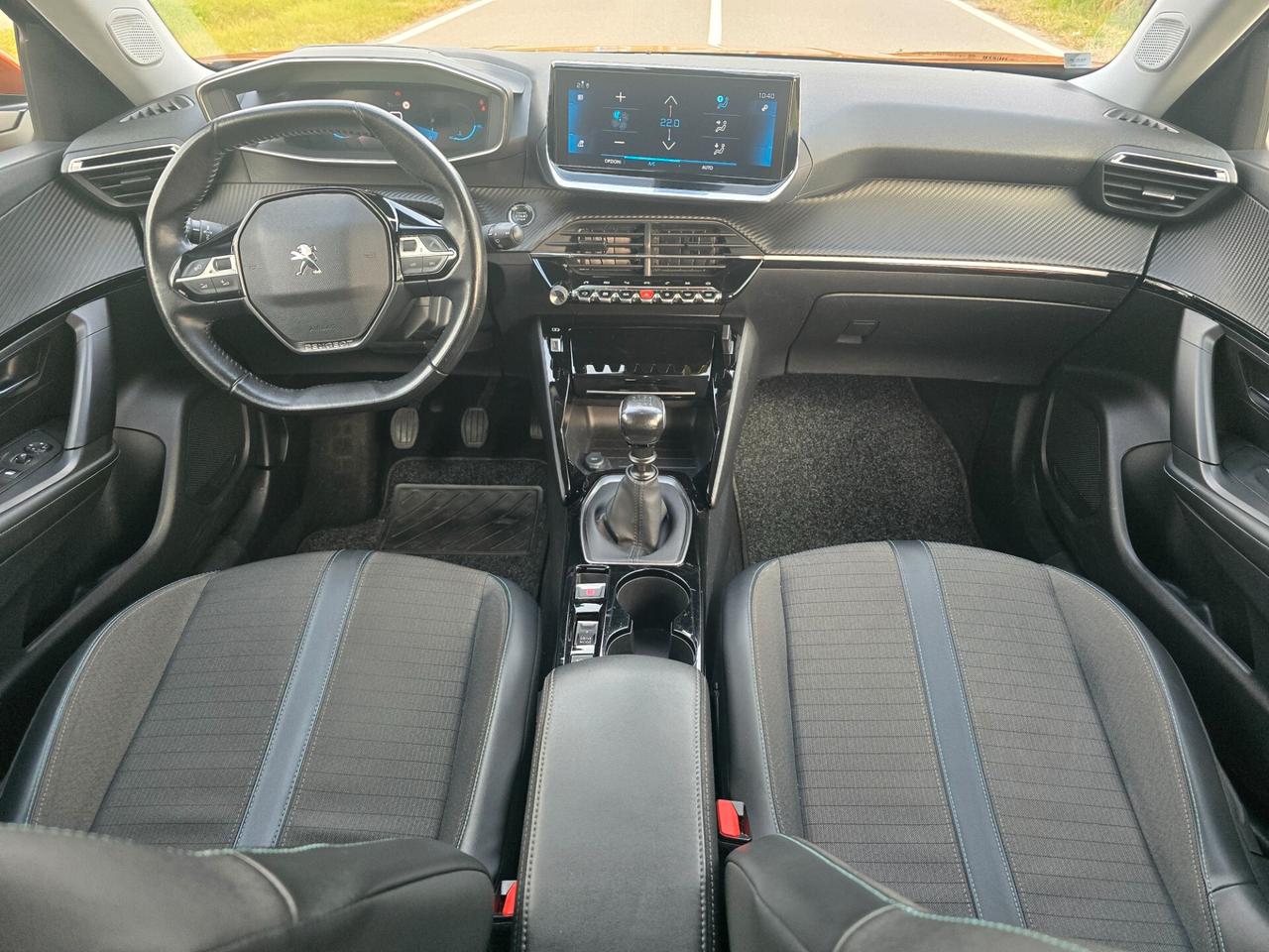 PEUGEOT 2008 PURETECH 1.2 GT 130CV