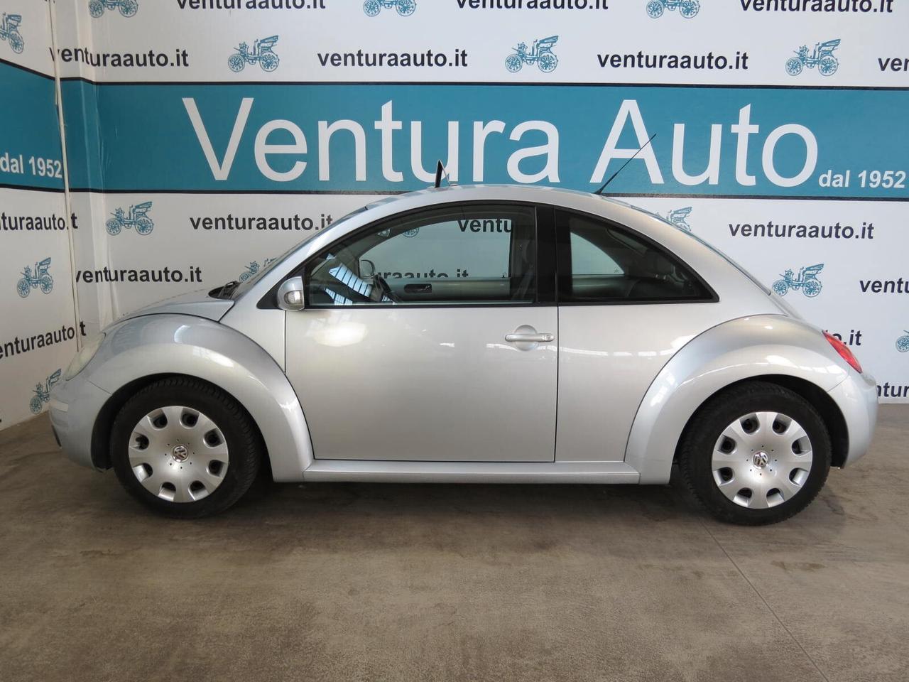Volkswagen New Beetle 1.6 102 CV