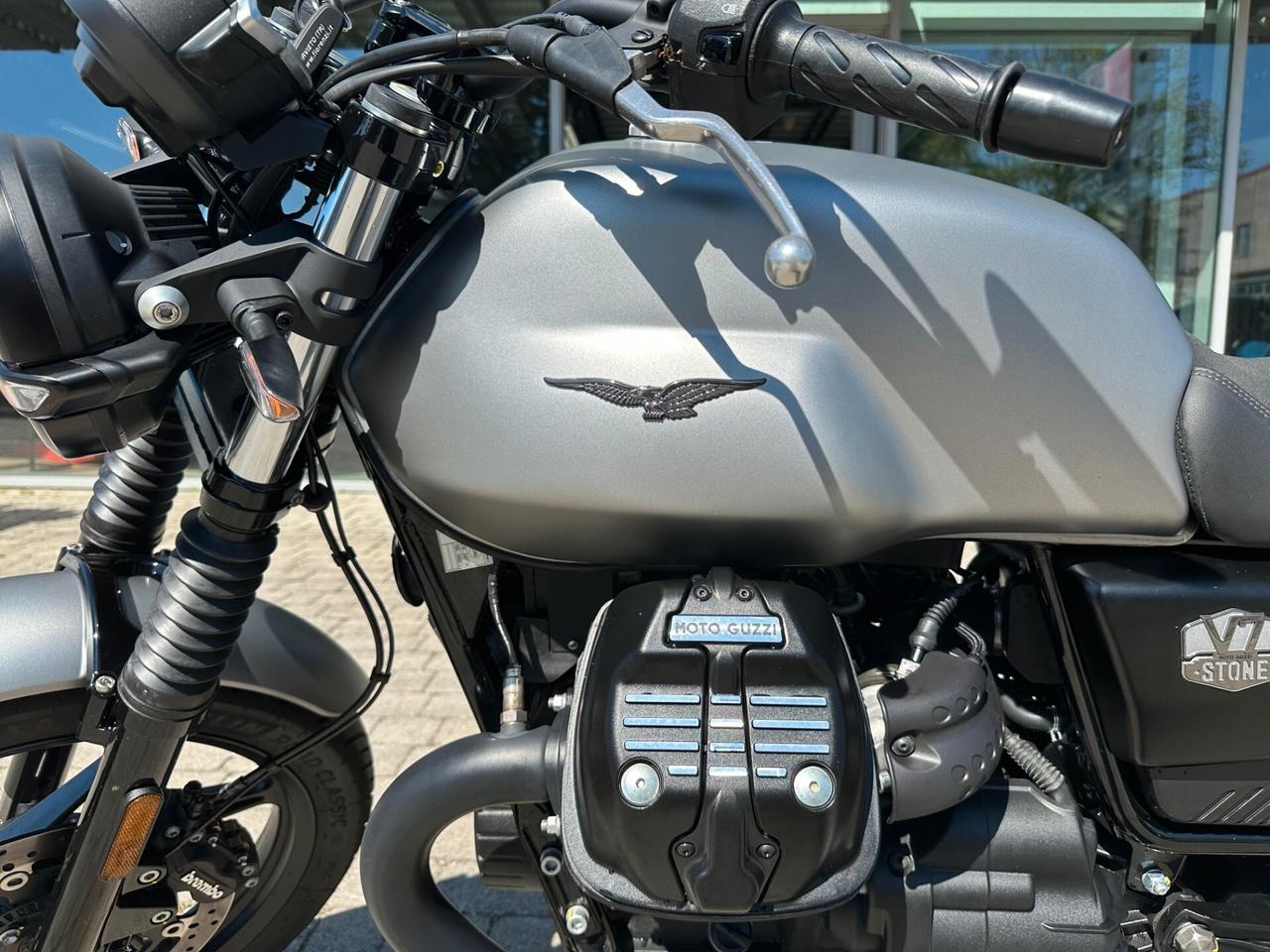 Moto Guzzi V7 IV STONE 850 E5