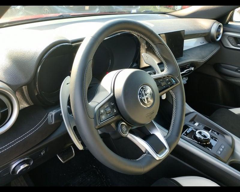 Alfa Romeo Tonale 1.6 Diesel 130cv TCT6 Milano Cortina 2026