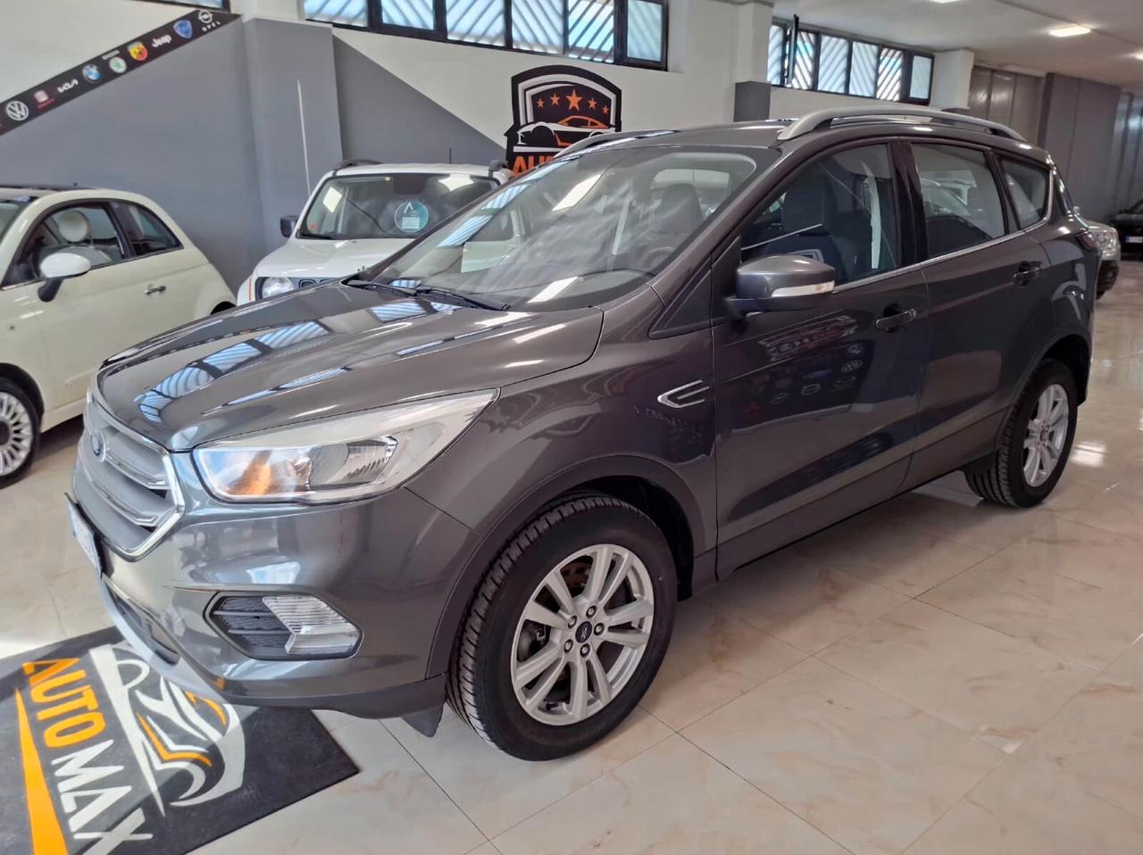 Ford Kuga 1.5 TDCI 120cv Titanium 2017