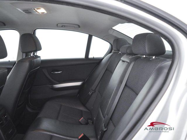 BMW 320 Serie 3 d cat Attiva - PER OPERATORI DEL SETTORE