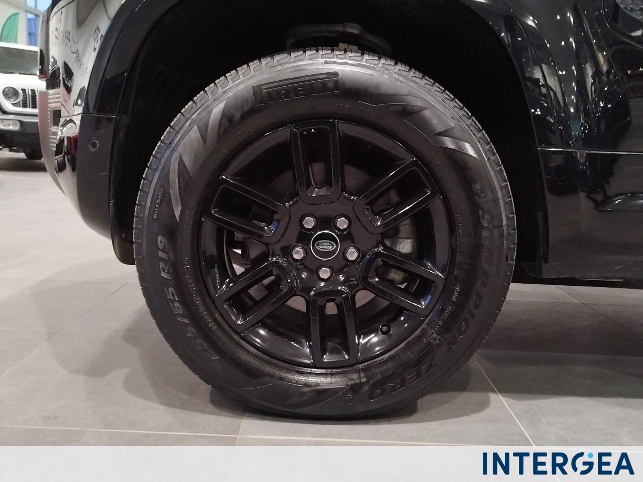 LAND ROVER Defender 110 3.0d i6 mhev X-Dynamic SE awd 20