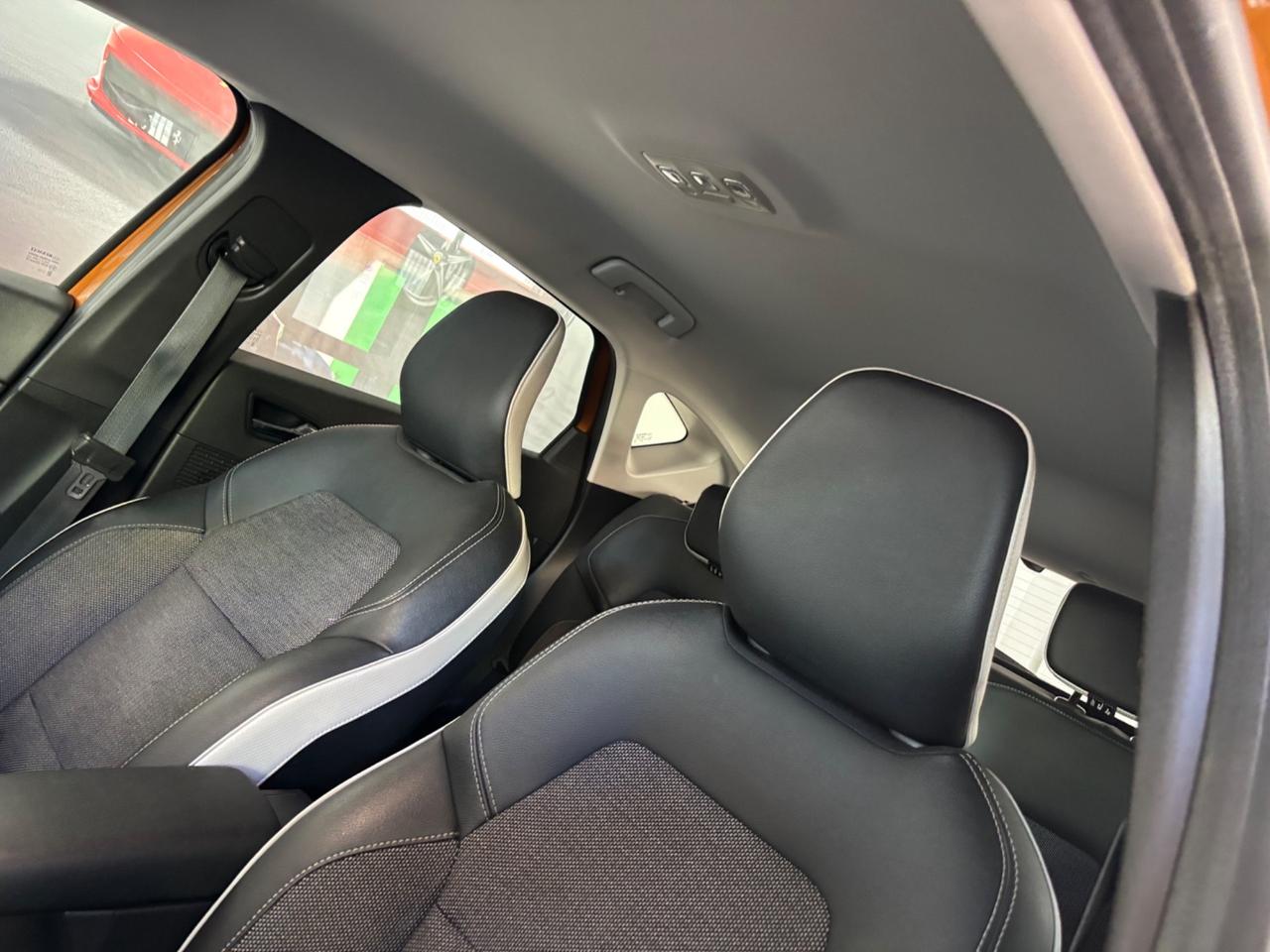 Renault Captur Plug-in Hybrid E-Tech 160 CV Intens
