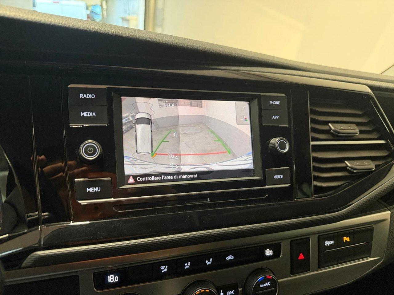 Volkswagen Multivan 2.0 tdi Trendline 150cv dsg 7p.ti