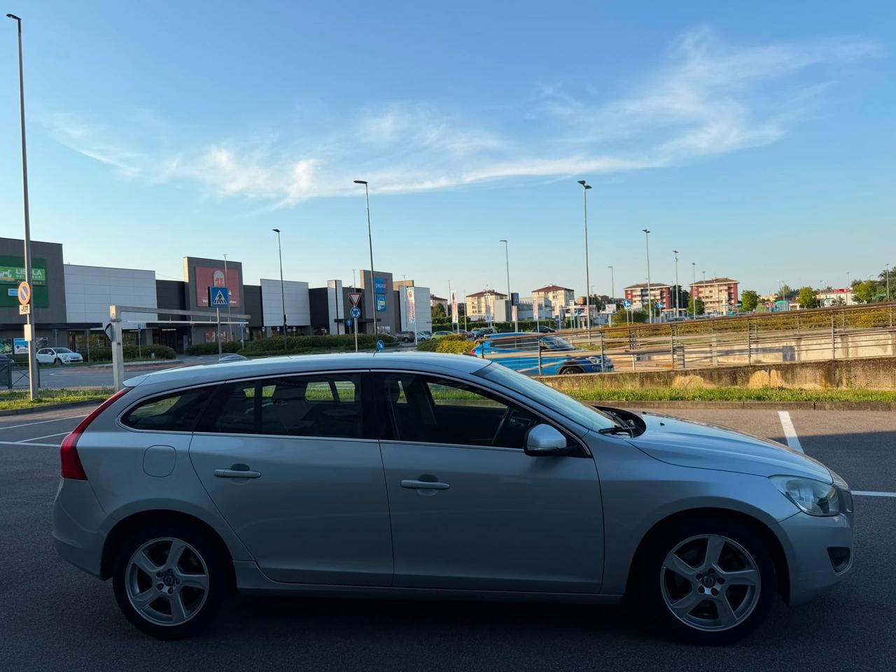 Volvo V60 DRIVe Summum