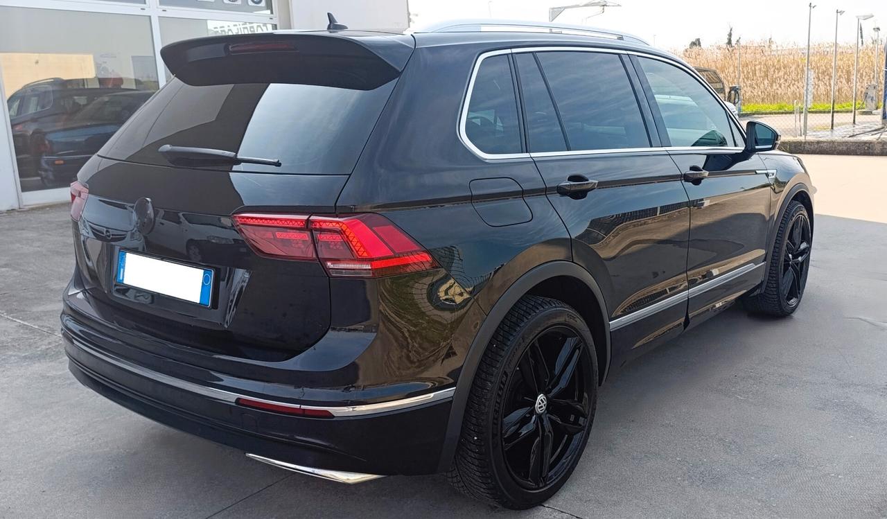 Volkswagen Tiguan 2.0 TDI 190 CV SCR DSG 4MOTION Executive R-line