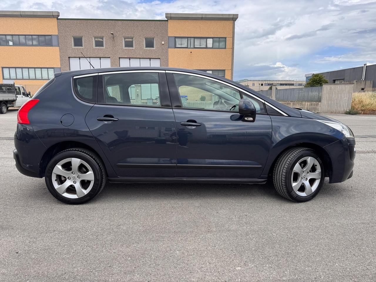 Peugeot 3008 1.6 HDi 112CV Business